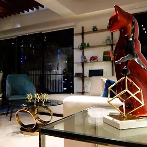 https://bespoke-suite-unique-location-free-airport-pickup.hotels-bogota.net