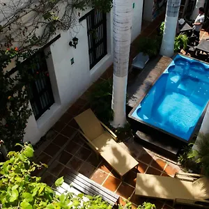  Albergue Aroha Villana